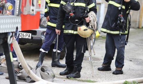 Пожар в Бобошево остави на улицата две семейства - 1