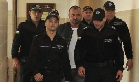 Решават мярката на обвинения за катастрофата със загинал французин в София - 1