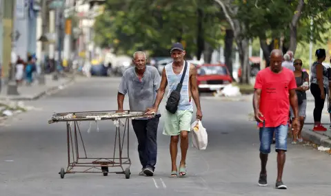 Кубинската министърка на труда подаде оставка, отрече на острова да има просяци - 1