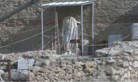 Откриха уникална мраморна статуя край Рупите - 1