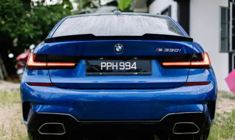 Daytime back lights also mandatory for cars  - 1