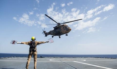 Напрежението остава! Турция продължава военноморските учения в Източно Средиземно море - 1