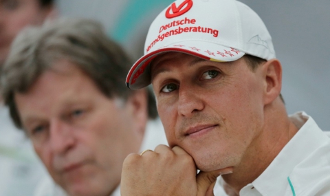 Синът на Михаел Шумахер кара проби във Ferrari - 1