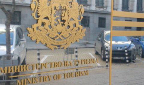 Ирена Георгиева: За бежанците ще се разчита основно на държавни бази - 1