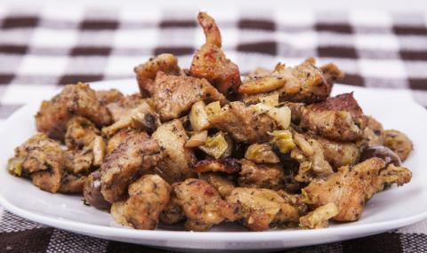 Рецепта на деня: Кебап със свинско месо и праз - 1