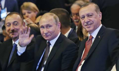 Путин и Ердоган били „авторитарни хулигани“ - 1