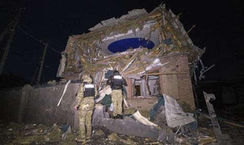 Ракетен удар! Най-малко 15 ранени при взрив в руския град Таганрог - 1