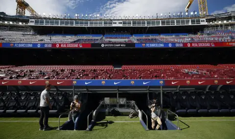 Барселона отлага завръщането си на "Камп Ноу"  - 1