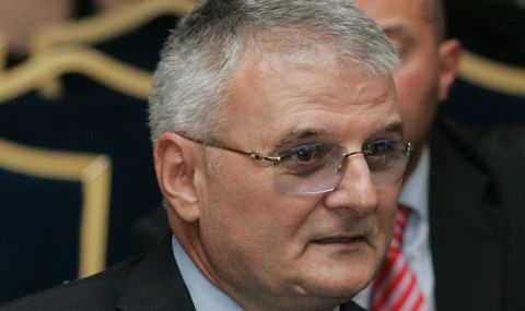 Единственият син на Христо Сираков е пълно копие на баща си - 1