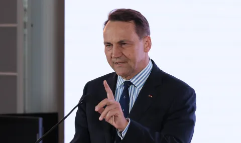 Сикорски призова НАТО за решителен отговор при смъртни случаи от руски хибридни атаки - 1