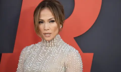 Дженифър Лопес се появи на премиера без Бен Афлек (СНИМКА) - 1