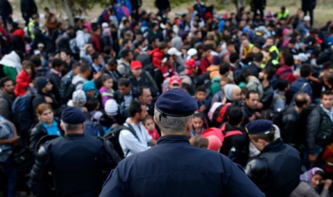Словения определи лимит от 2500 бежанци на ден - 1