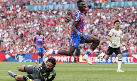 Кристъл Палас шокира Ливърпул и грабна Суперкупата на Англия след драматични дузпи - 1