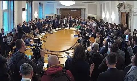 На второ четене в комисия: Ръстът на вноските за пенсия остава - 1