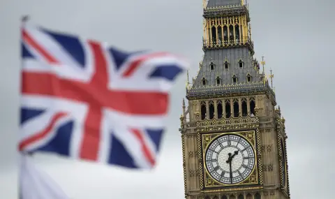 Лондон оттегли обвиненията за китайски шпионаж срещу двама британци - 1