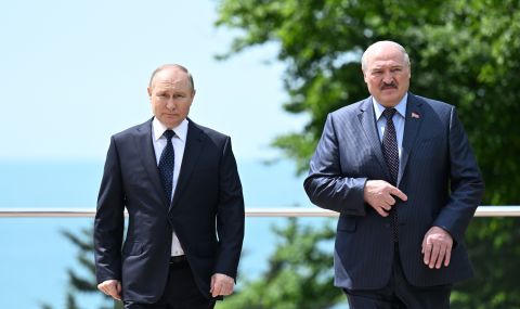 Лукашенко разбира, че ако нападне Украйна, за месец ще остане без армия - 1