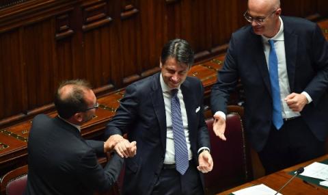 Парламентът одобри правителството в Италия - 1
