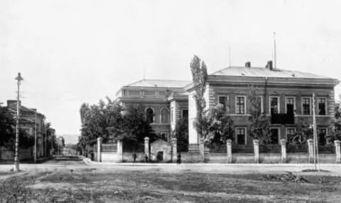 7 януари 1879 г. Първа мъжка гимназия е открита в София - 1