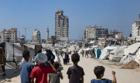 „Хамас“ започва освобождаването на израелските заложници в Газа тази сутрин - 1