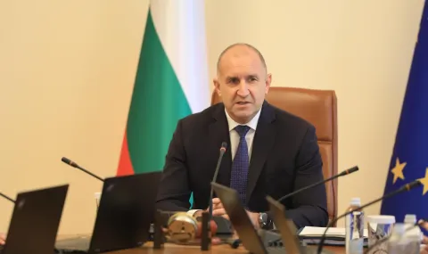 Румен Радев: Необходими са дълбоки и радикални промени в службите за сигурност - 1
