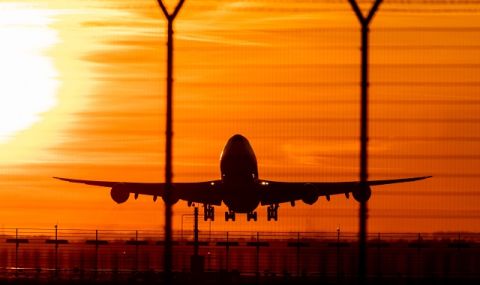 Натоварен трафик над Европа! Две трети от самолетите са се движили по разписание през лятото - 1