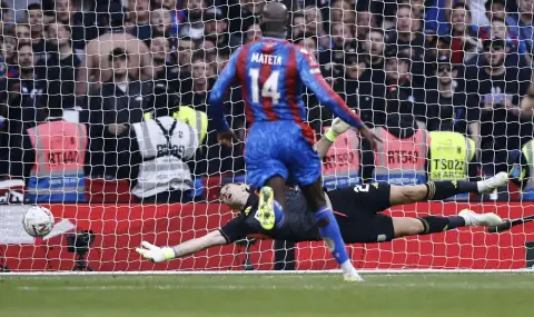 Барселона и Ман Юнайтед се конкурират за Емилиано Мартинес - 1