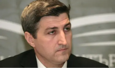 Тайфур Хюсеинов: Листопад в ДПС - 1