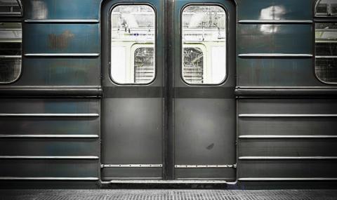 Руснак преби тъмнокож мъж в метрото - 1