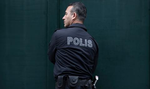 Три самоубийства на цели семейства разтърсиха Турция - 1