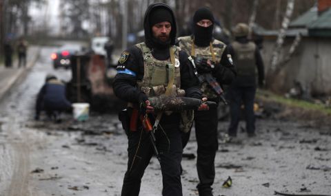 Украйна: Врагът прегрупира войските си, готви офанзива - 1