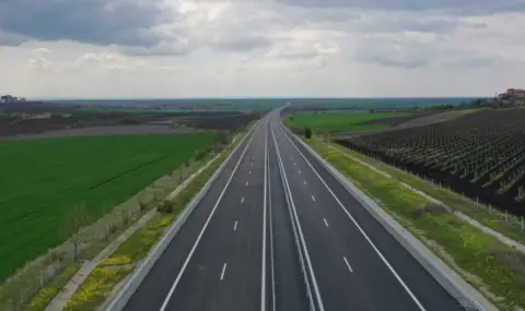 Промени в движението по магистралите „Тракия“ и „Струма“ заради ремонти