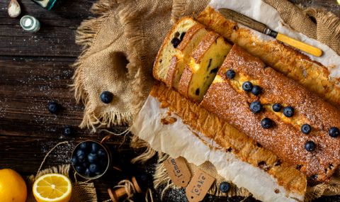 Рецепта на деня: Кекс с боровинки и портокалови корички - 1