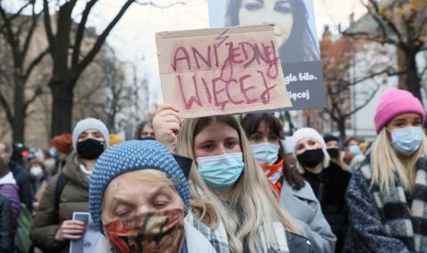 "Спрете да ни убивате": масови протести в Полша - 1