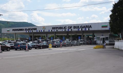 Интензивен трафик по границите със Сърбия, Румъния и Турция - 1