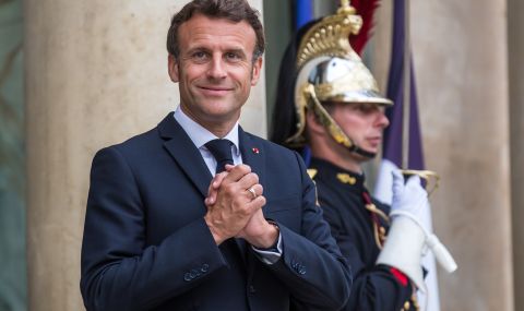 Макрон: Русия има хищнически амбиции в размирни африкански страни - 1