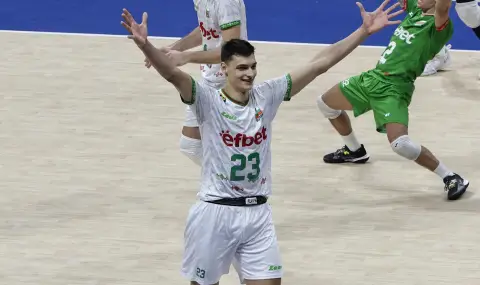 Александър Николов блести с рекордни точки при инфарктен успех на Лубе в Италия - 1