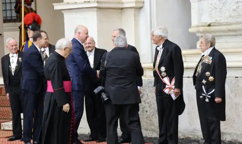 Започна аудиенцията на министър-председателя Росен Желязков при папа Лъв XIV - 1
