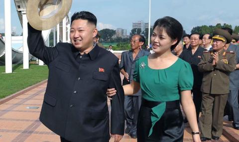 Любовта на Ким Чен-ун: Какво е известно за първата дама на КНДР? (СНИМКИ) - 1