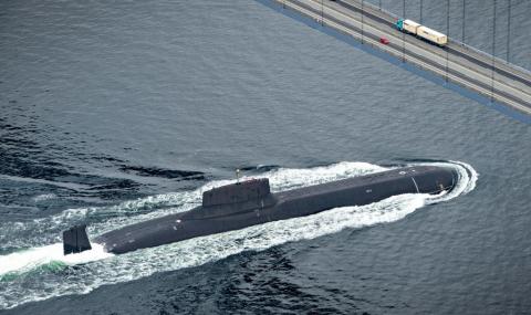 Русия дава под наем атомна подводница на Индия - 1