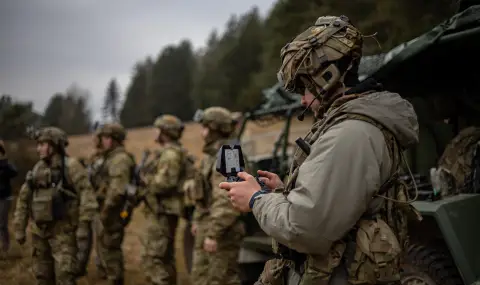 Greece introduces massive incentives to attract more young people to the army  - 1