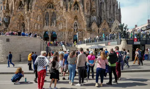 "Foreigners are our solution": Spain's different approach - 1