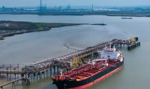 Техеран е готов да пусне през Ормуския проток корабите, пътуващи за Япония