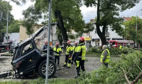 Експертиза доказва скоростта на катастрофиралия автомобил в Пловдив - 1