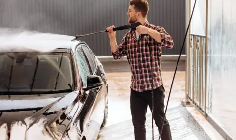 Dangers of self-service car washes  - 1