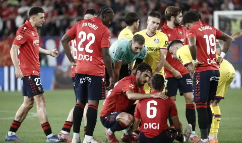 Футболен мач в Испания прекъснат заради бурен протест срещу Израел – фенове развяваяха палестински знамена (ВИДЕО) - 1