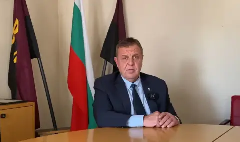 Каракачанов: Изборните секции в чужбина трябва да са само в посолствата и консулствата - 1