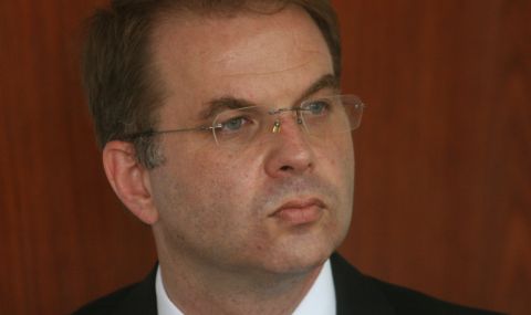 Радомир Чолаков, ГЕРБ: Страната може да стане неуправляема заради неустойчивия парламент - 1