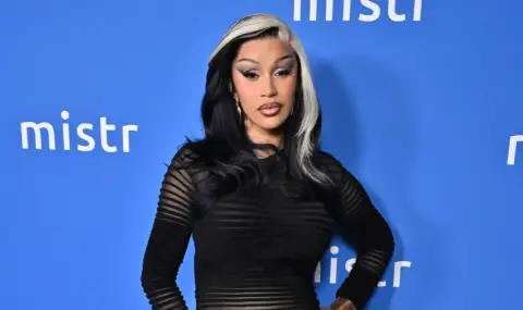 Карди Би погнуси мрежата с признание: Не съм си мила косата от 3 месеца (ВИДЕО) - 1