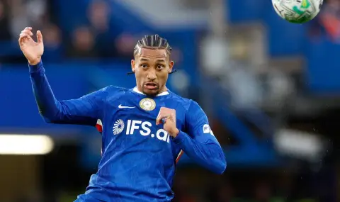 Барселона с интерес към звездата на Челси Жоао Педро  - 1