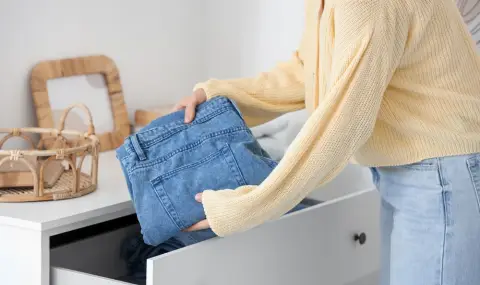 Бърз и лесен начин да сгънем дънките, за да изглеждат добре в гардероба (ВИДЕО) - 1